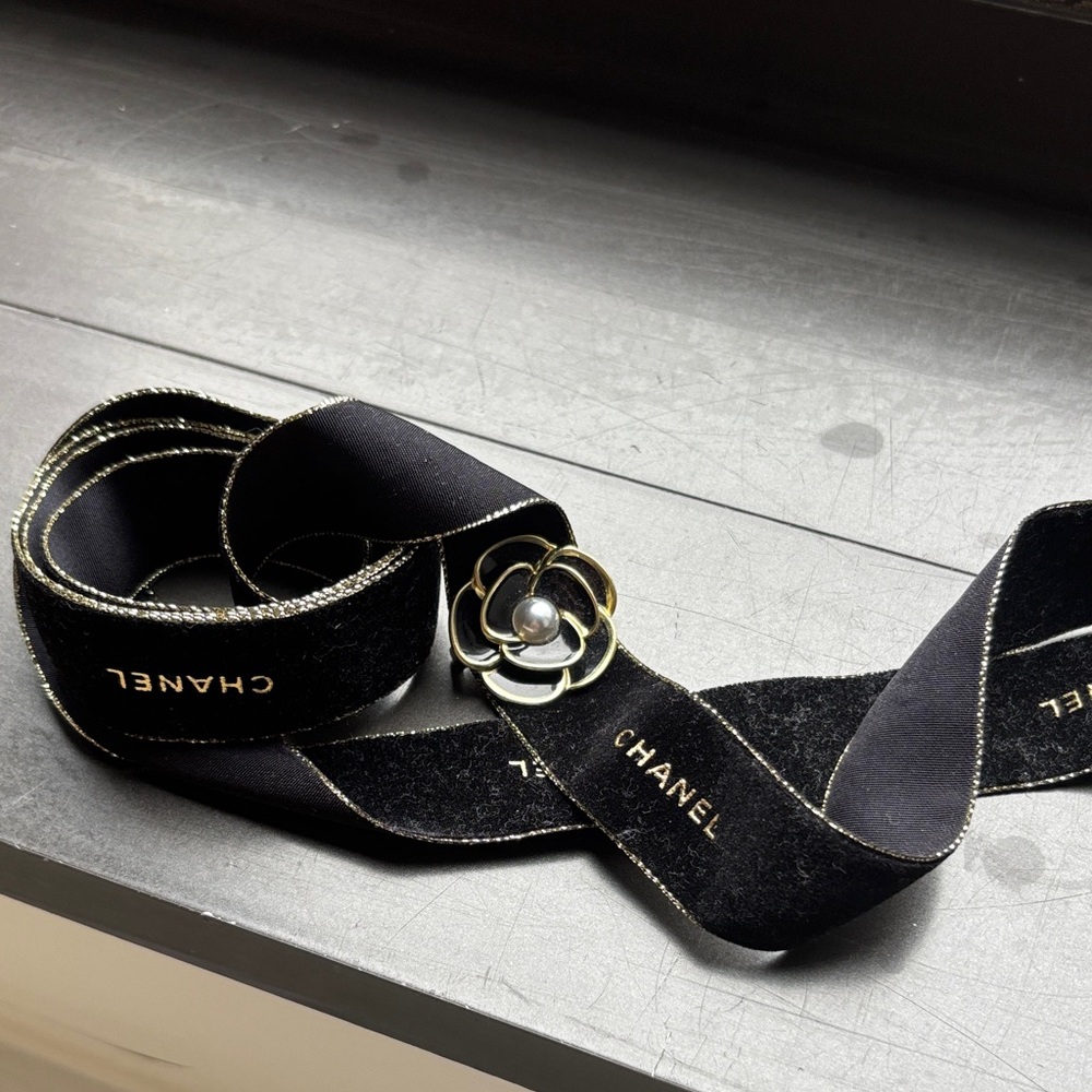 CHANEL Black Velvet Ribbon with Gold and Black pearl flower